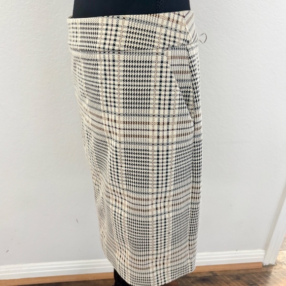 CAbi - Travel Jacket & Skirt Set - Picture 8 of 16